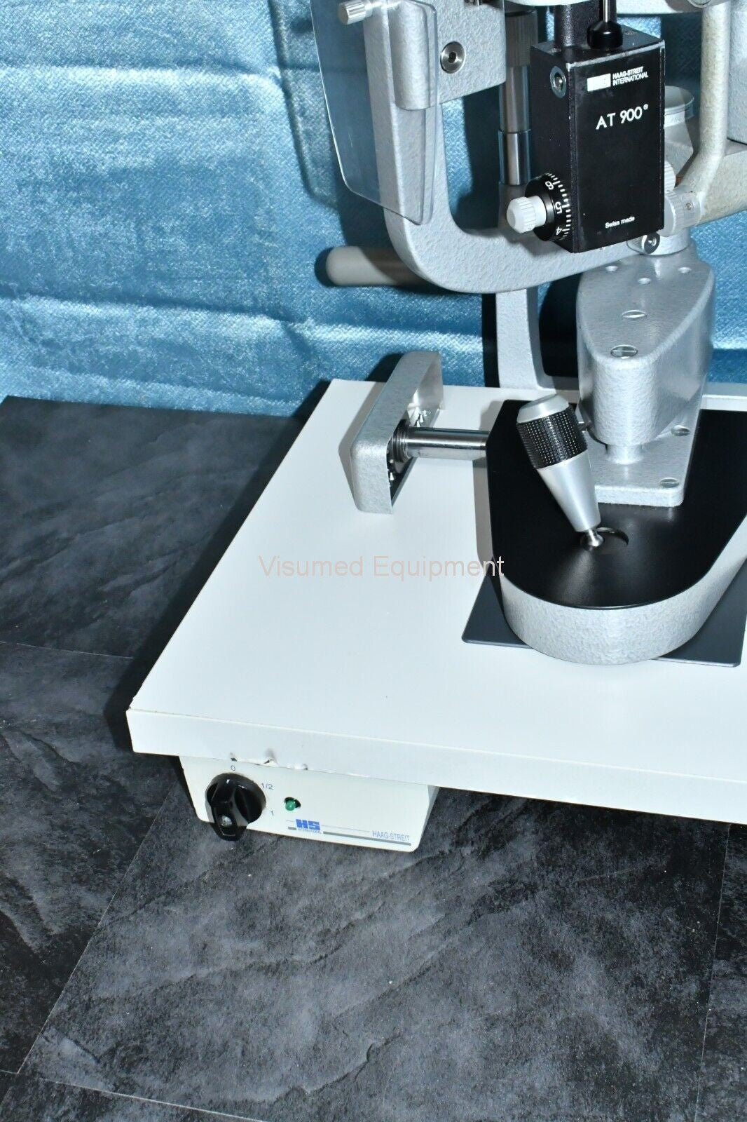 Refurbished Haag BQ 900 Slitlamp with AT 900 Applanation tonometer offered by Visumed Equipment