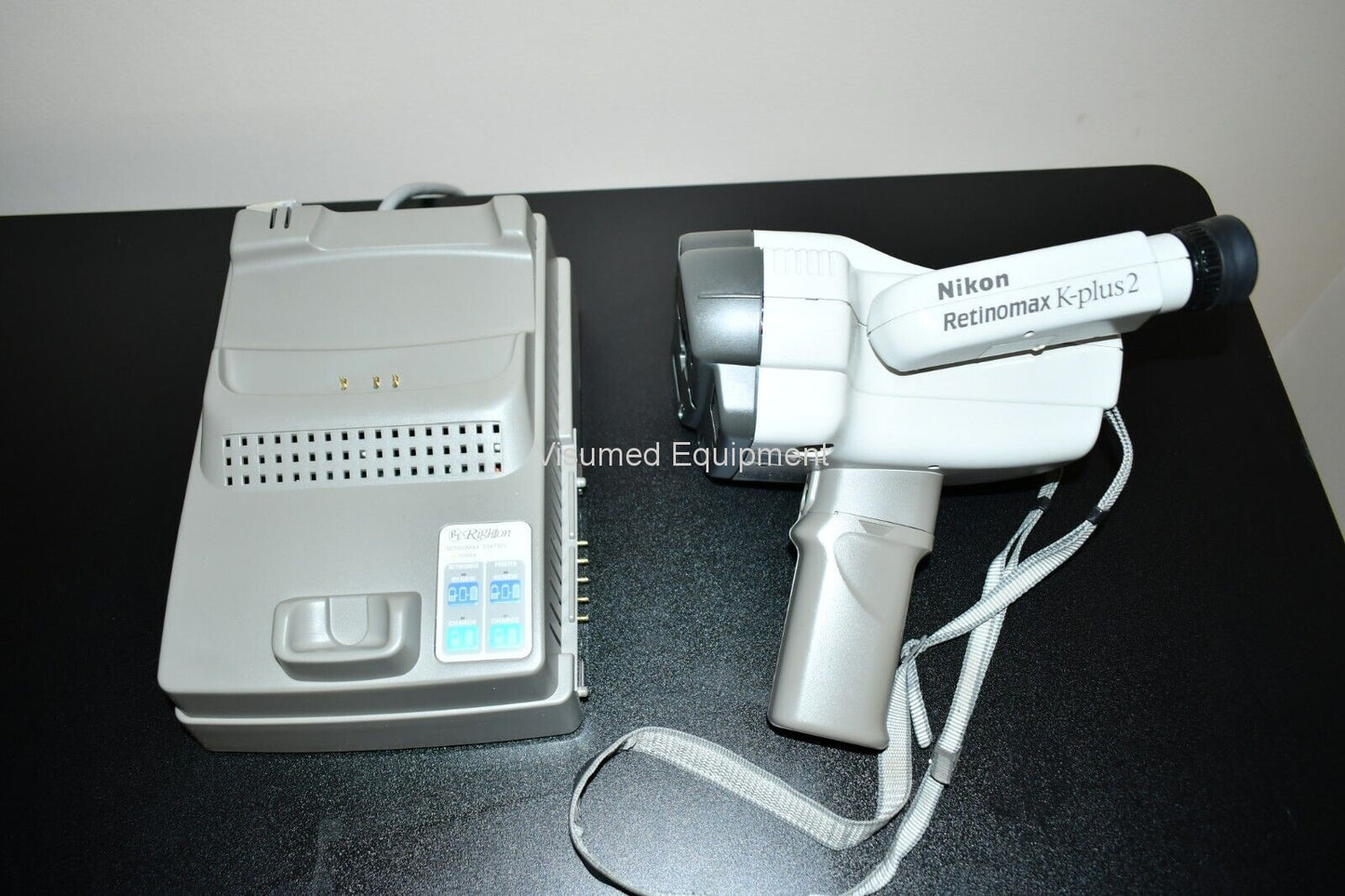 Refurbished Righton/Nikon Retinomax 2 plus K autorefractor Keratometer with charger base offered by Visumed Equipment
