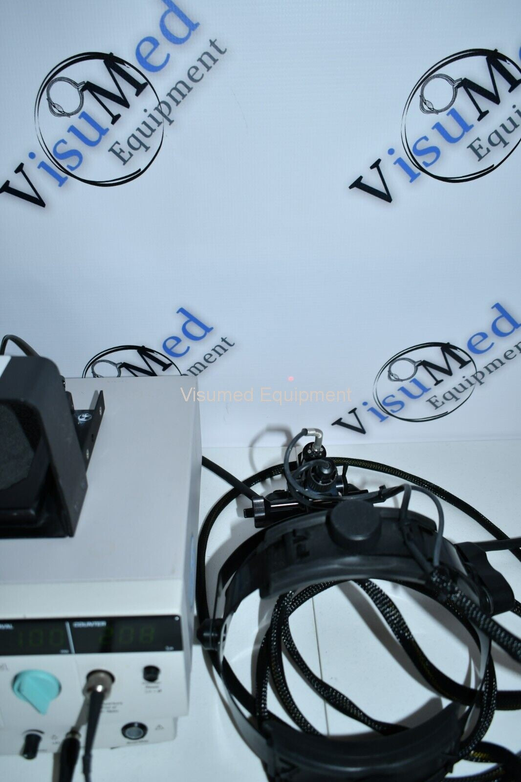 Refurbished Iridex GLx Green 532 laser with Indirect Ophthalmoscope LIO offered by Visumed Equipment