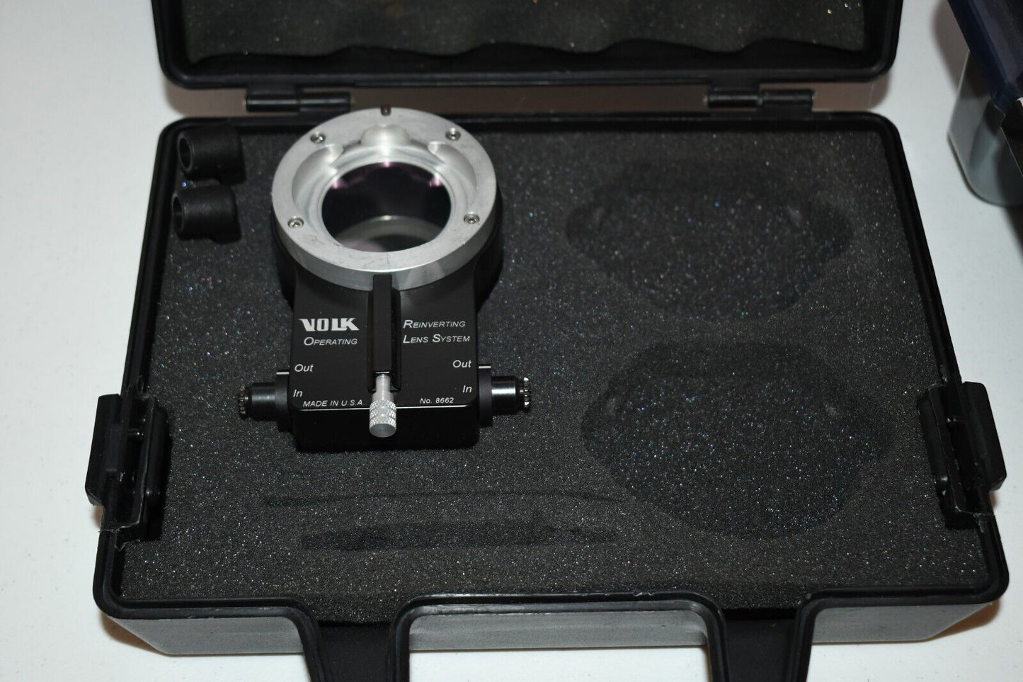 Refurbished Zeiss Resight 700 electric complete widefield vitrectomy viewing system offered by Visumed Equipment