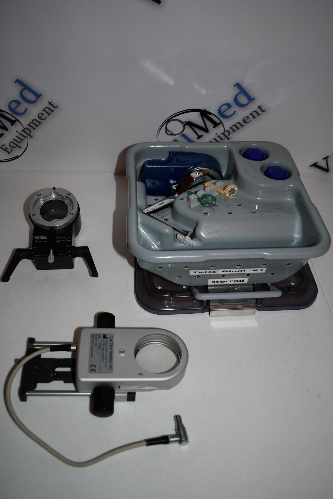 Refurbished Zeiss Resight 700 electric complete widefield vitrectomy viewing system offered by Visumed Equipment