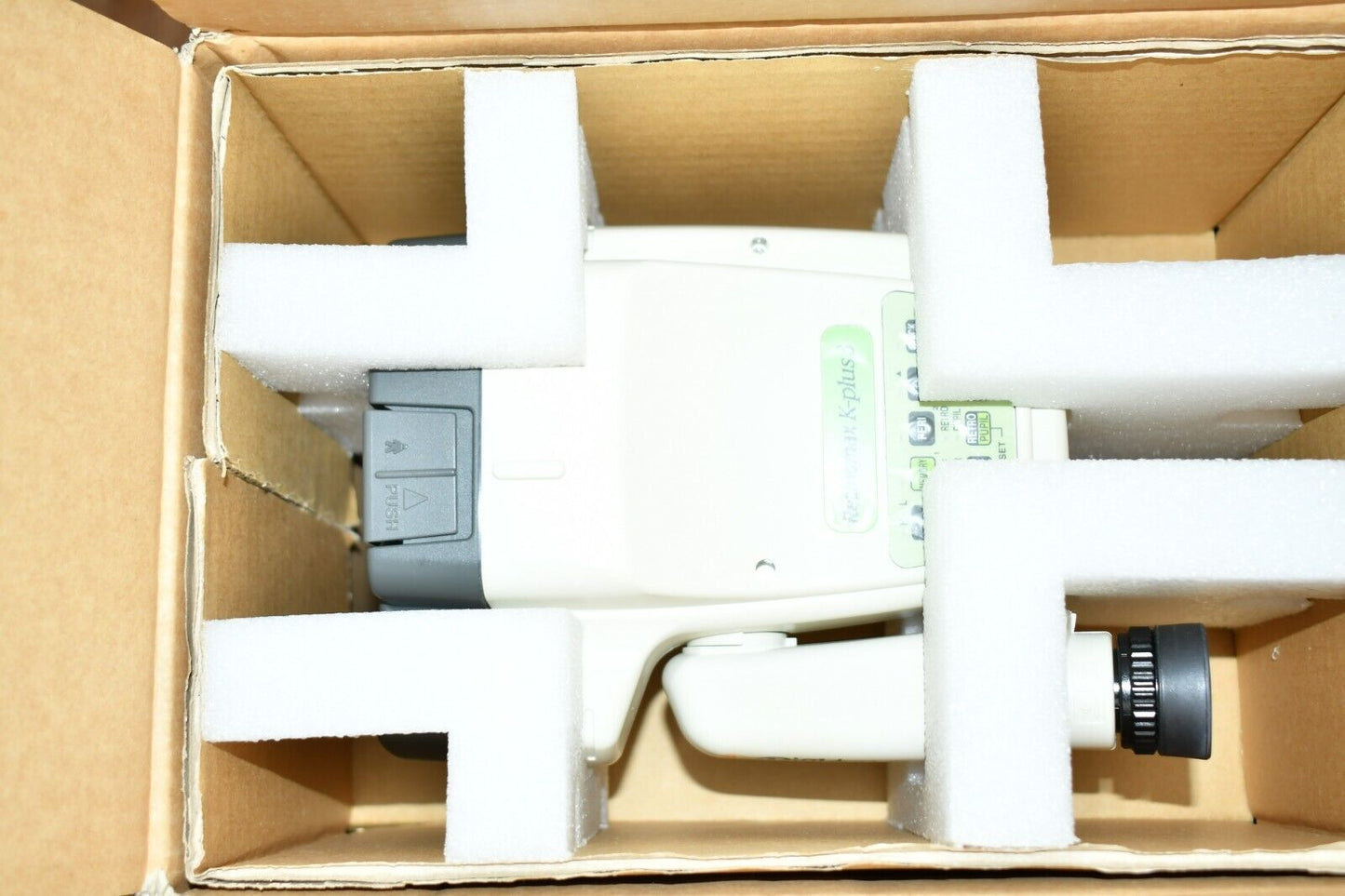 Refurbished Righton Retinomax 3 plus K Handheld Autorefractor keratometer in original box offered by Visumed Equipment