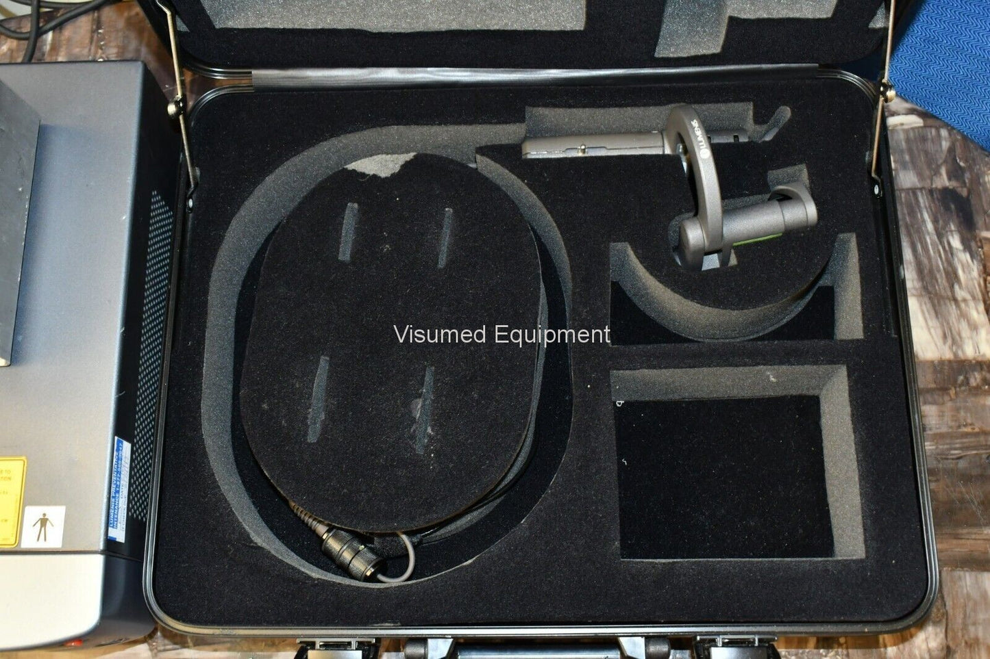 Refurbished Lumenis Novus Spectra 532nm Green laser with Haag Streit adapter offered by Visumed Equipment