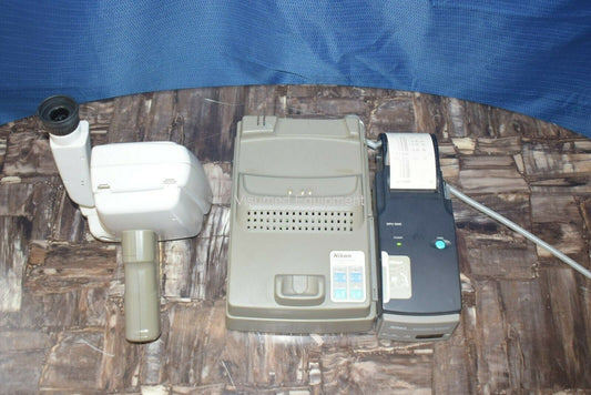 Righton/Nikon Retinomax 2 autorefractor with charger and printer