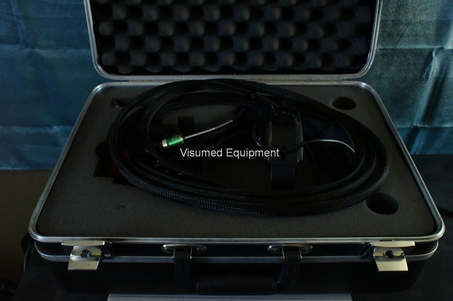 Refurbished Iridex GLx with LIO Plus Laser indirect ophthalmoscope and case offered by Visumed Equipment