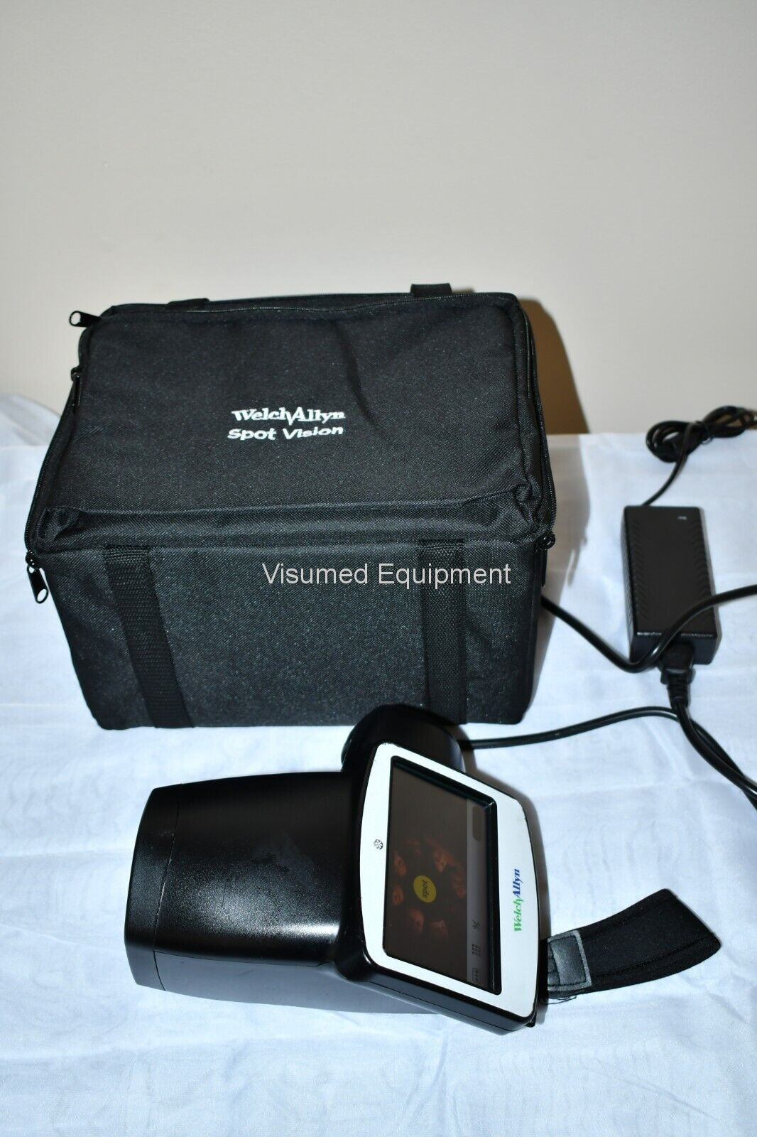 Welch Allyn Spot vision screener autorefractor VS-100 with NEW battery - Visumed Equipment