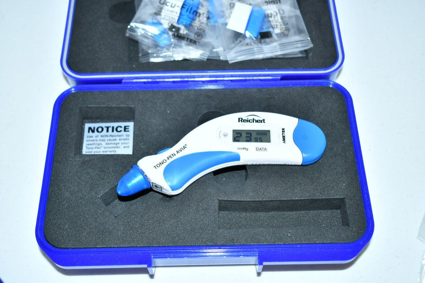 Reichert Avia Tono-Pen Tonometer - Calibrates, Excellent