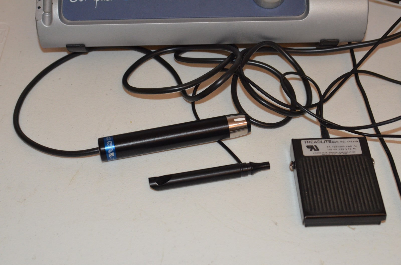 Refurbished Quantel compact touch ophthalmic A-scan B-scan ultrasound offered by Visumed Equipment