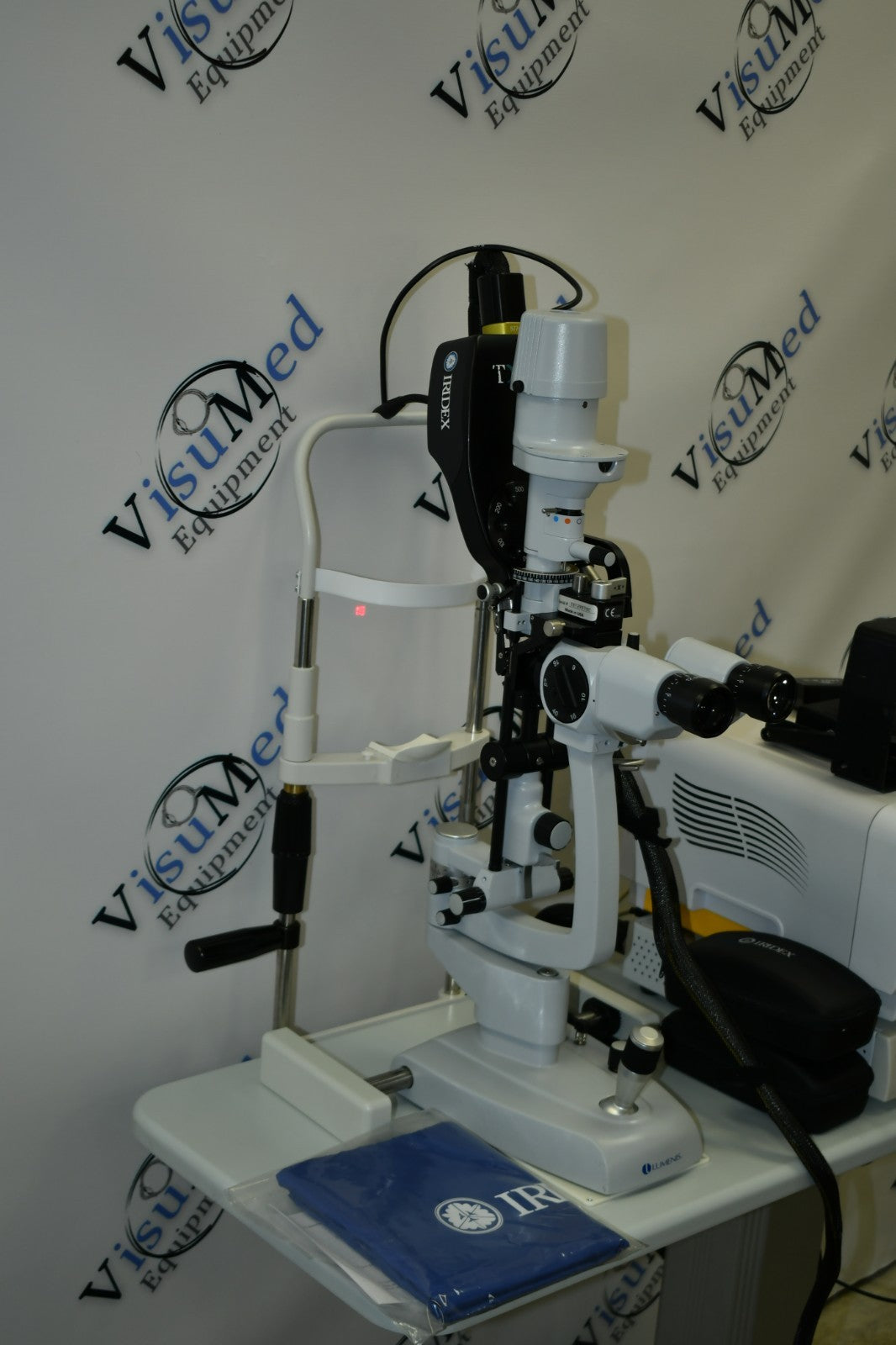 Iridex IQ 577 yellow laser with TX cell pattern scanner Pascal