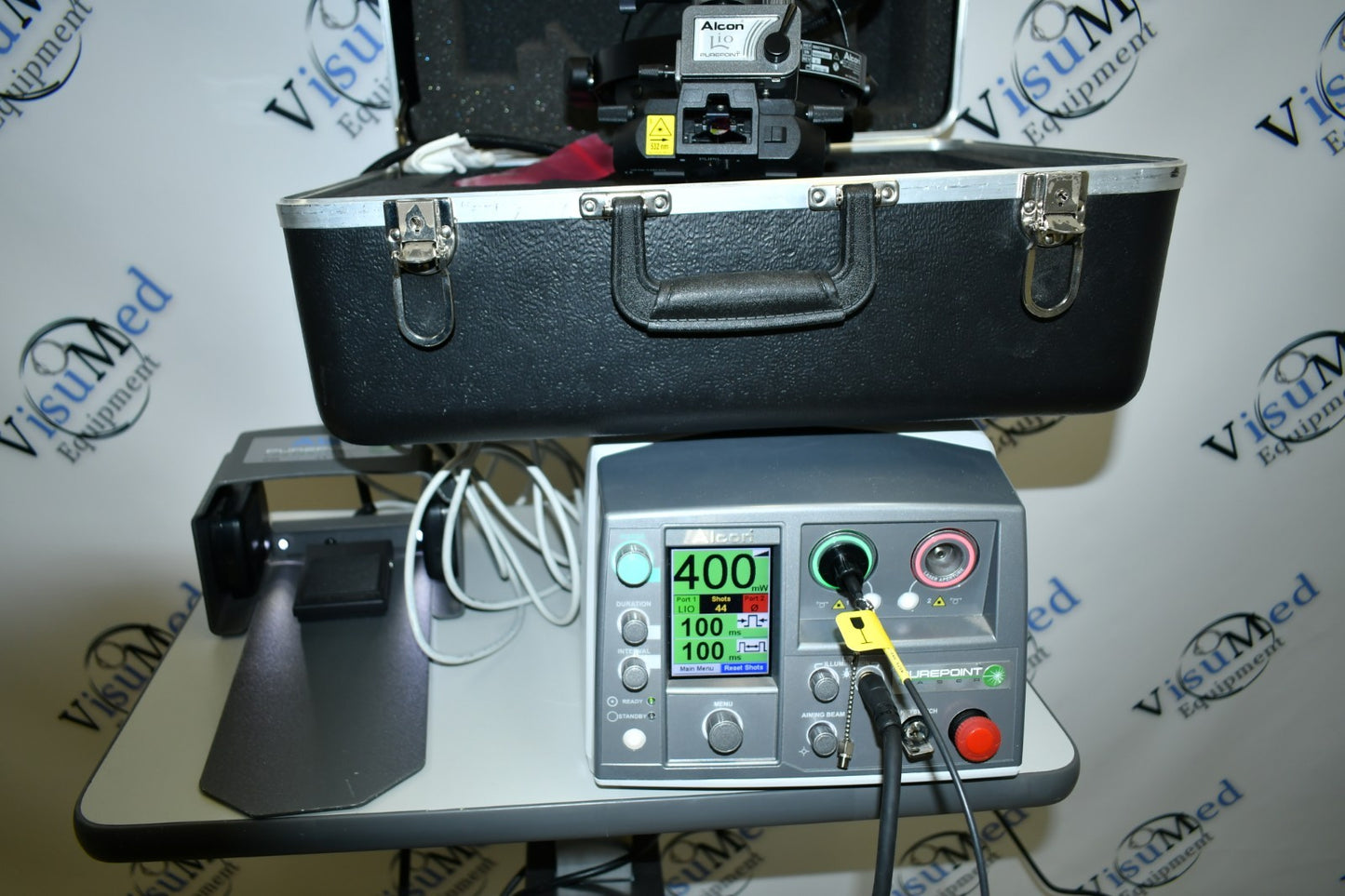 Refurbished Alcon Purepoint Green laser with LIO 532nm with case offered by Visumed Equipment
