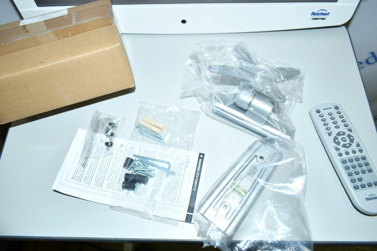 Reichert Clear Chart 4x Digital Acuity System