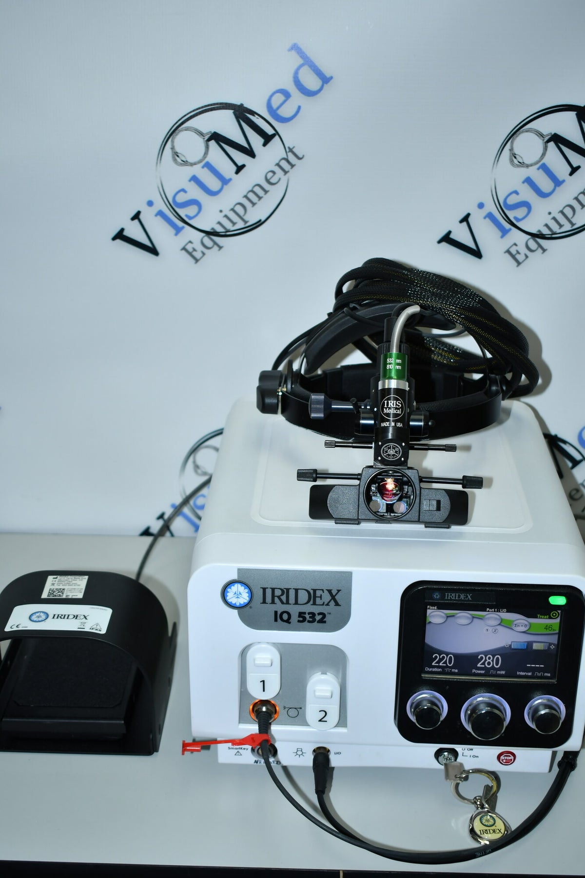 Iridex IQ 532 laser with LIO