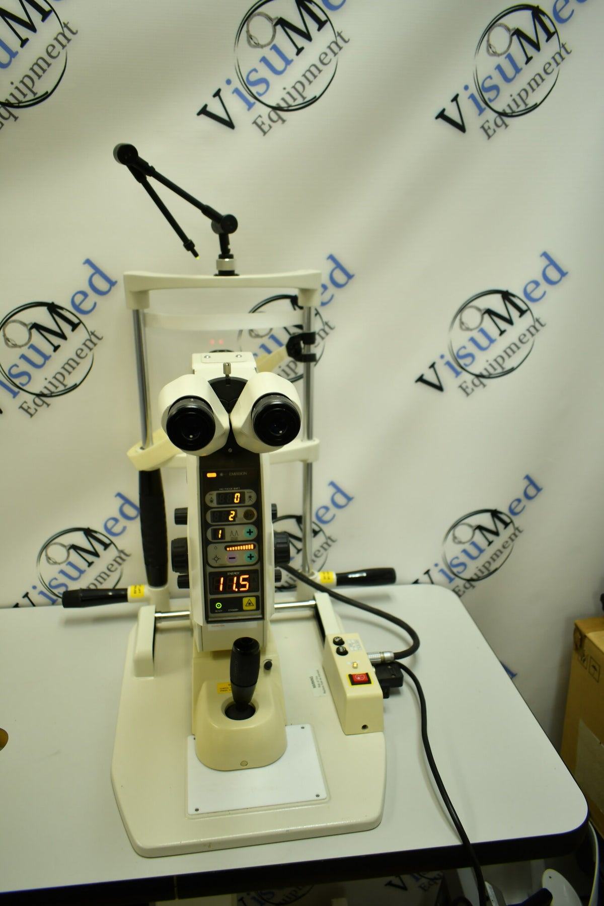 Nidek YC-1600 YAG laser