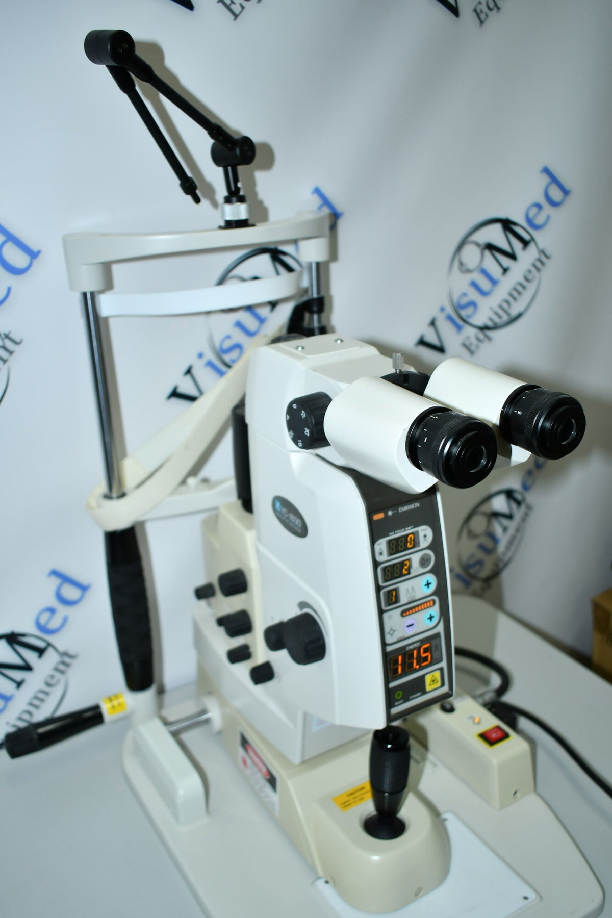 Nidek YC-1600 YAG laser