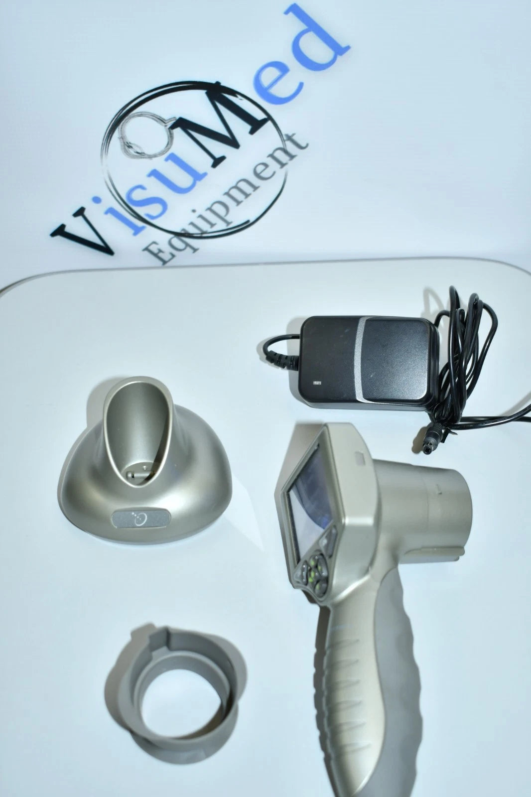 Neuroptics VIP-300 Pupillometer photo 3