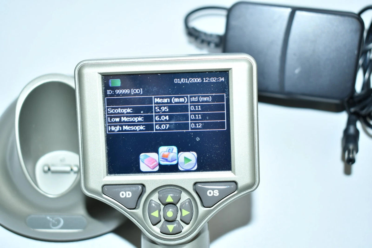 Neuroptics VIP-300 Pupillometer photo 5