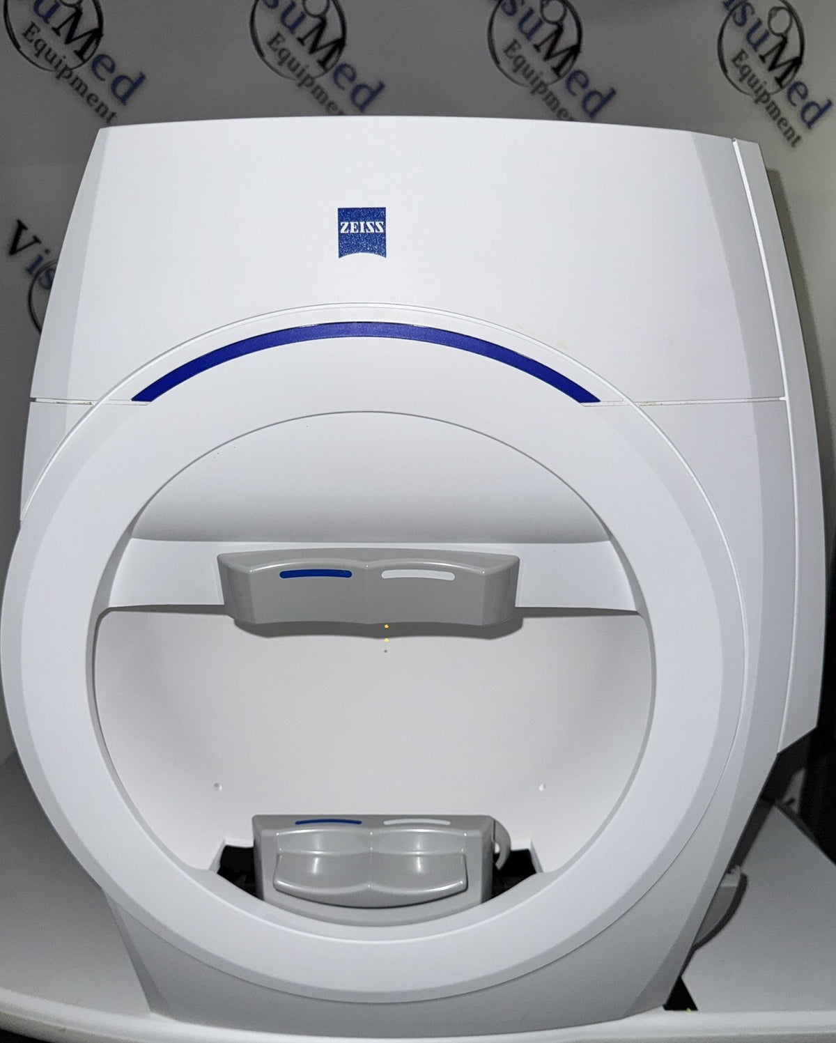 Humphrey Field Analyzer 3 projection bowl, front view