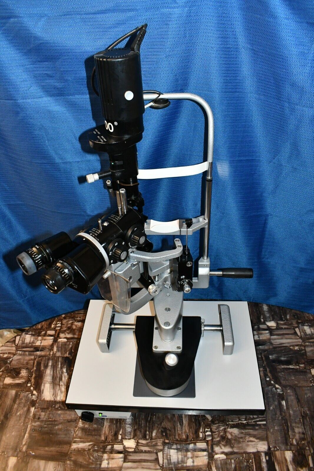 Haag Streit BQ 900 Slit Lamp with Goldmann Tonometer